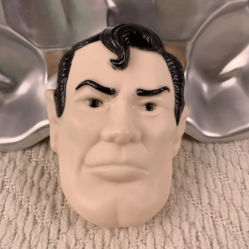 Vintage 1977 Wilton DC Comics Superman Super Hero Cake Pan Set‎ W/ Face Topper